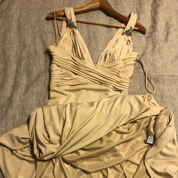 ⚡️Badgley Mischka Mermaid Style Gown, Size 4⚡️ - Picture 8 of 8